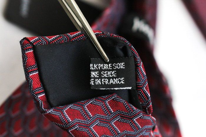 新品タグ付き イヴサンローラン シルク ネクタイ イヴ・サンローラン