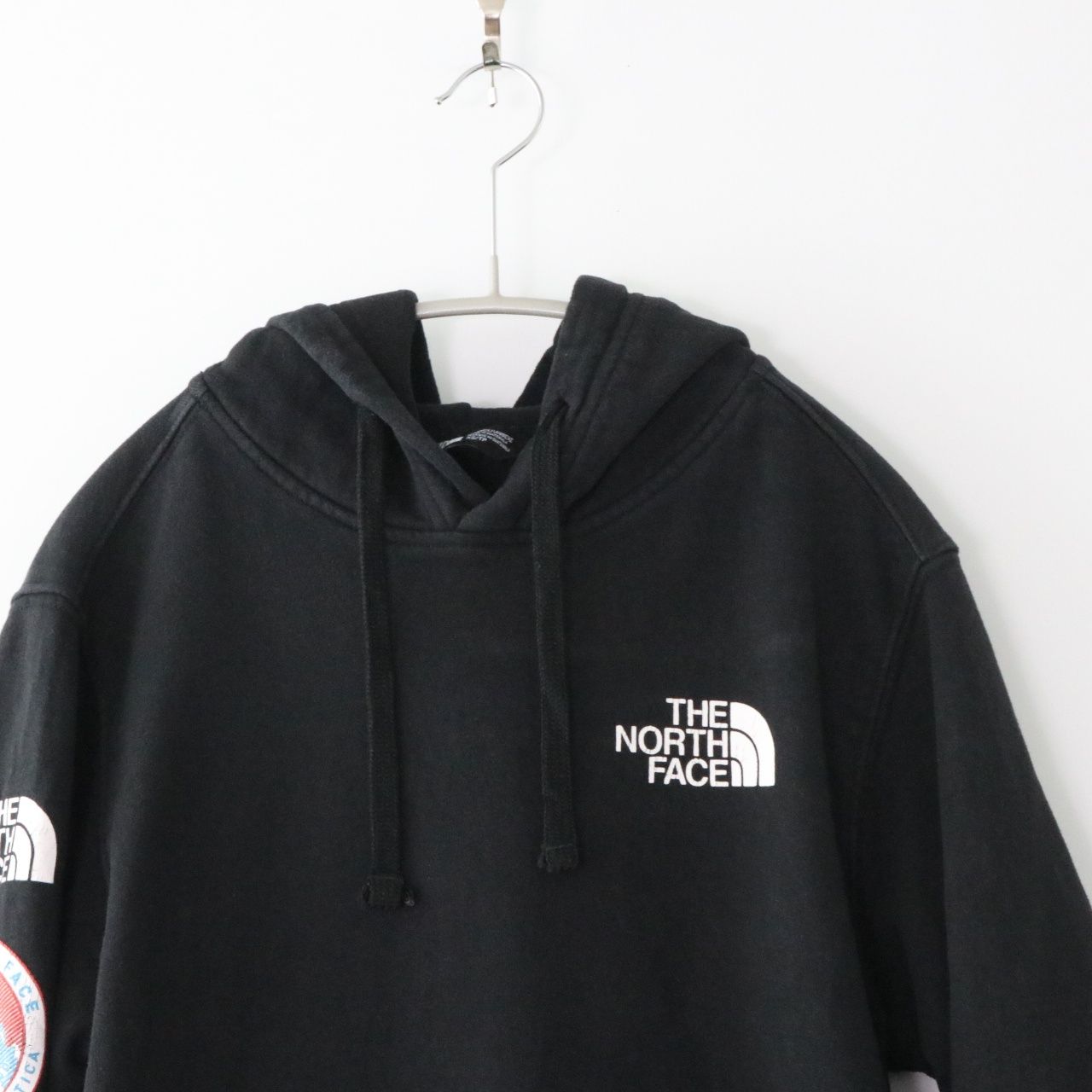 【中古C】THE NORTH FACE ザノースフェイス XS メンズ パーカー アンタークティカ ロゴ パーカー 2017 黒 綿 ポリエステル 中古C 古着