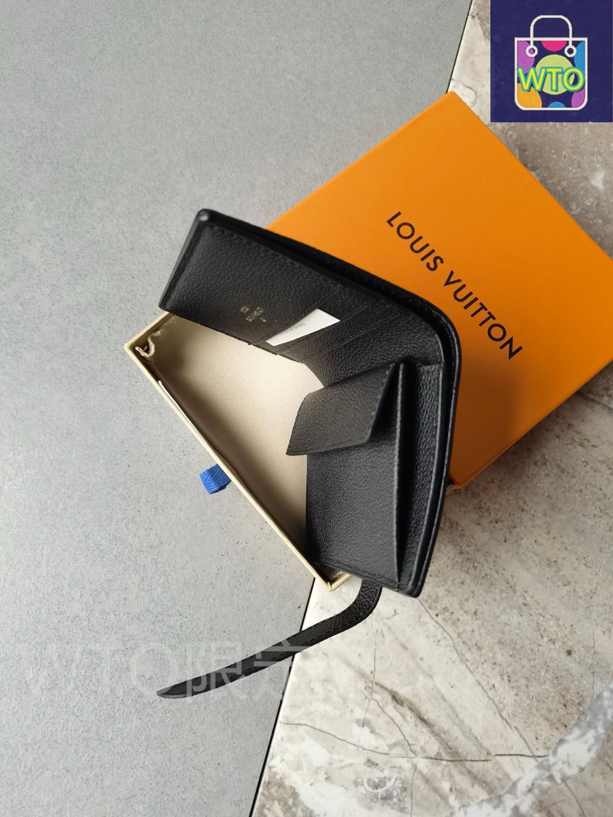 【希少/上品でオシャレ♪】Louis Vuitton 折りたたみ財布 LVロゴ 楽天市場】ルイ・ヴィトン LOUIS VUITTON ポルトフォイユ