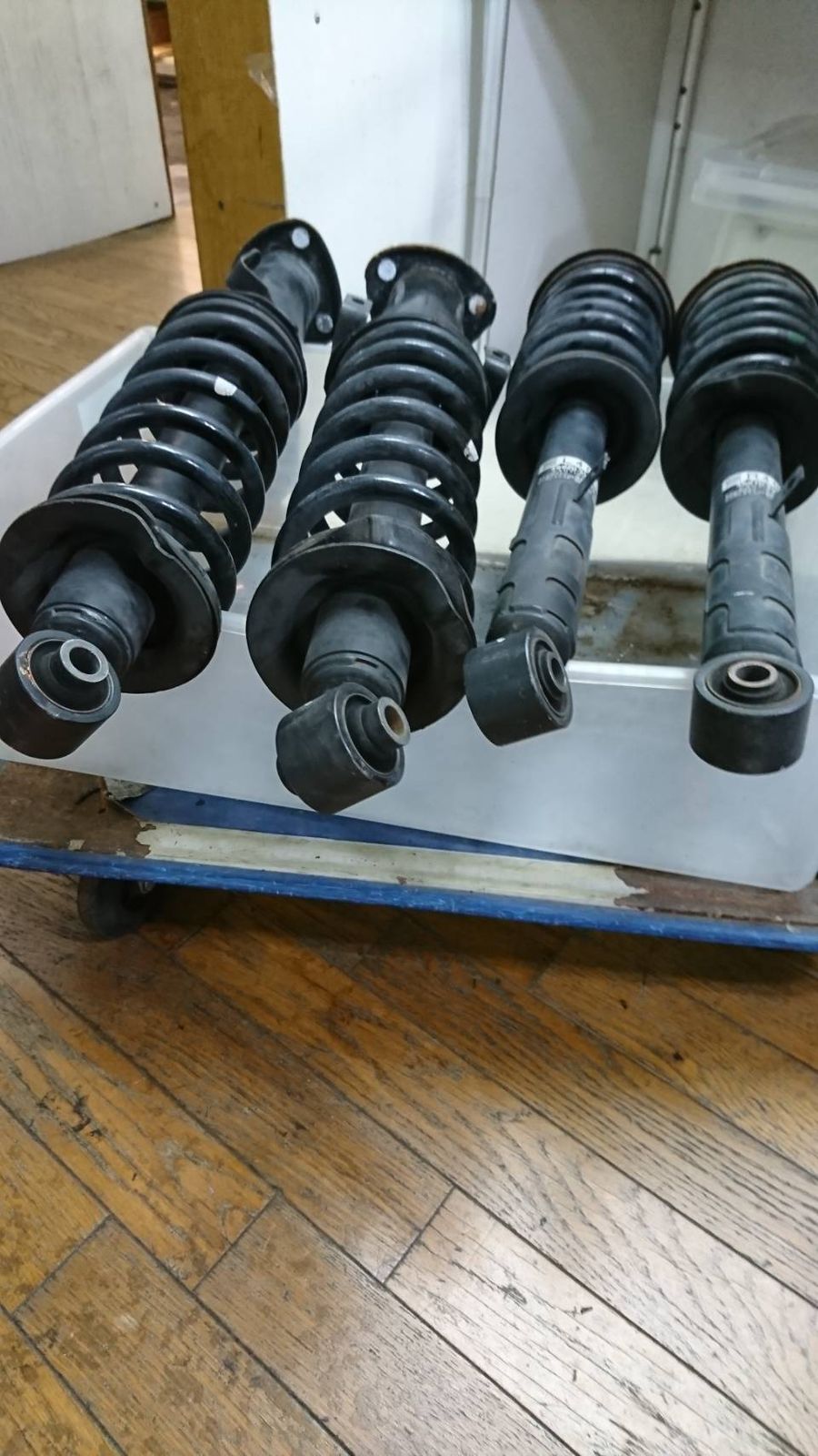 マークX用サスペンション1台分 R40