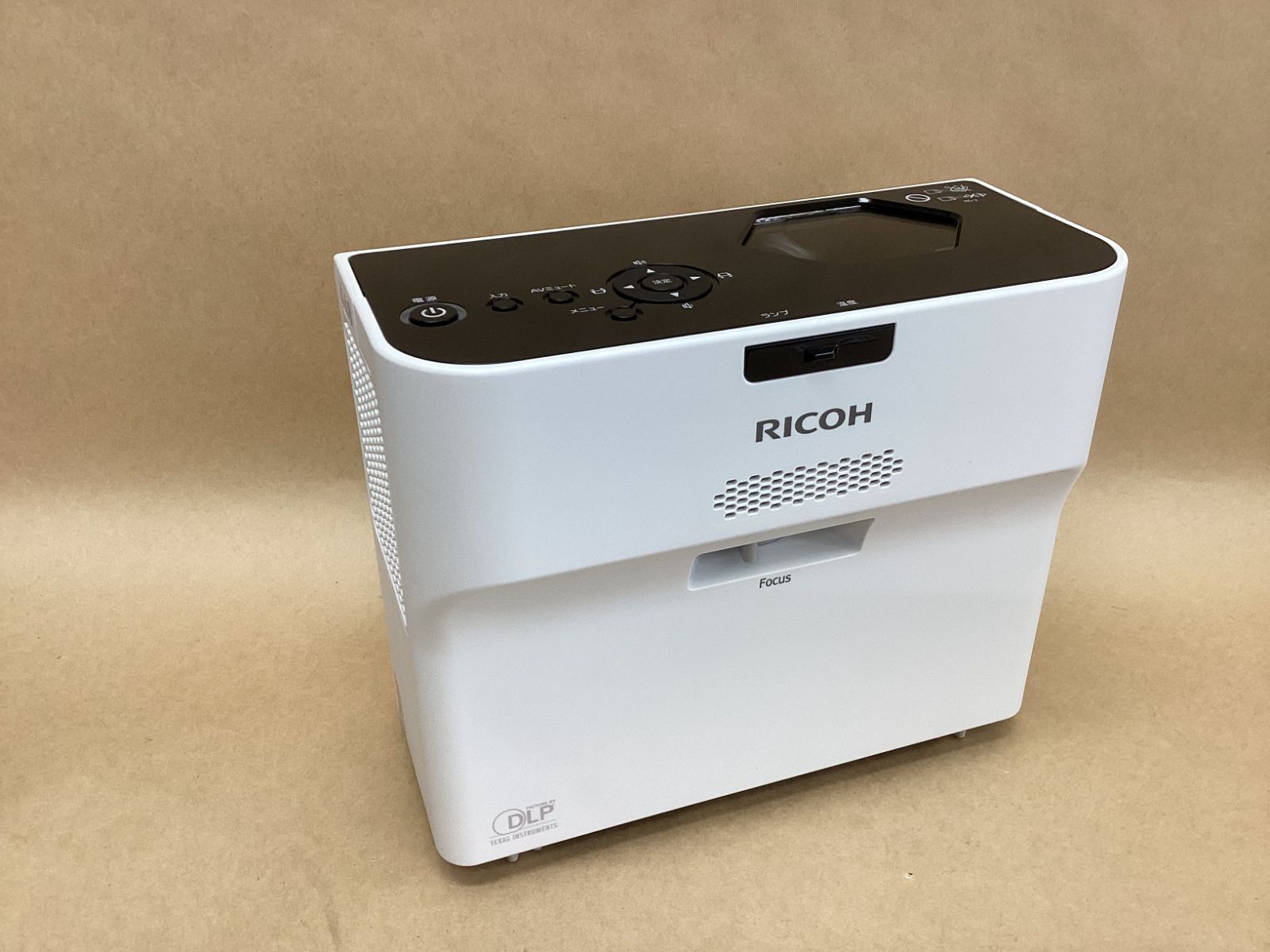 ランプ使用1200時間 RICOH DLPプロジェクター PJ WX4152 3500ルーメン D-SUB HDMIケーブル リモコン ソフトケース