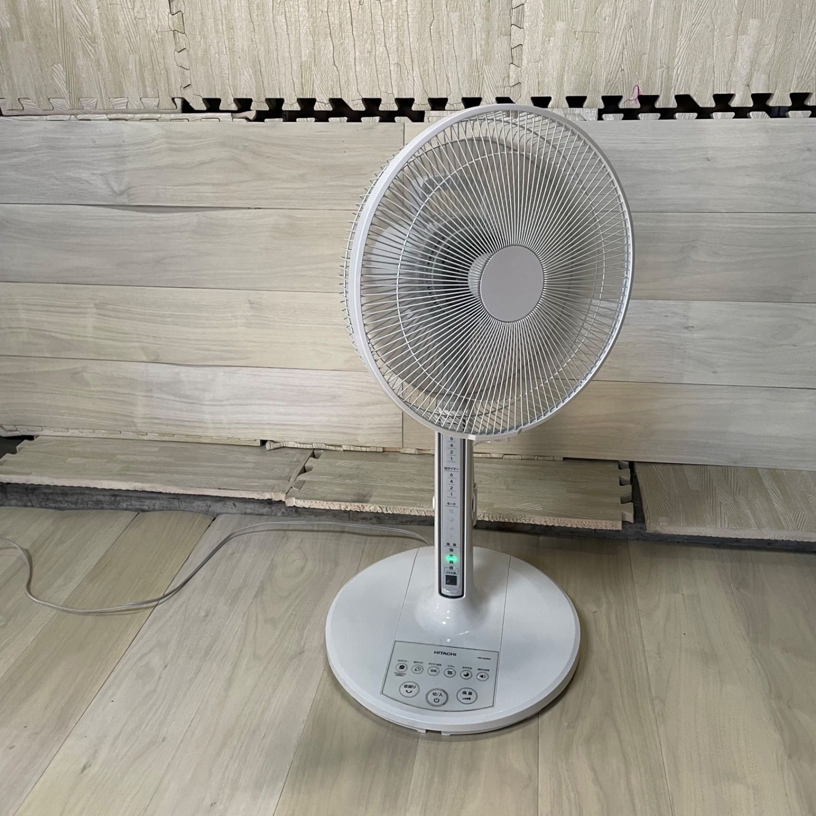 美品‼️』日立 扇風機 リビング扇 うちわ風 HEF-AL300C - メルカリShops