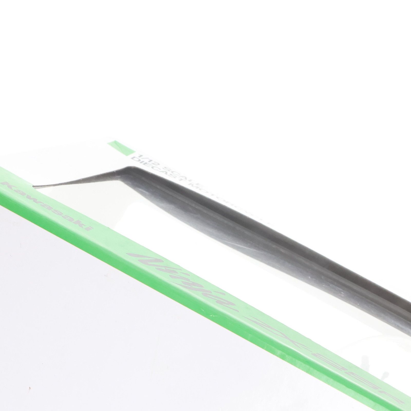 1/12 完成品バイクシリーズ KAWASAKI Ninja ZX-25R メタリック 1/12 完成品バイクシリーズ KAWASAKI Ninja ZX-25R メタリック