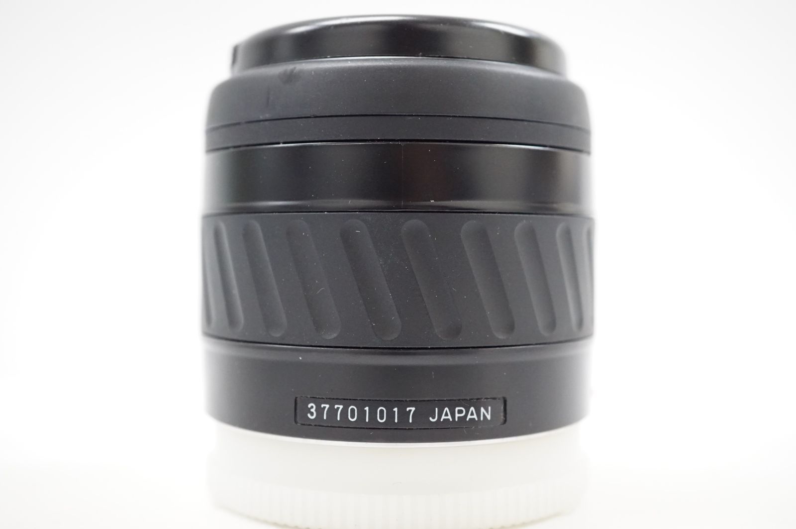 カメラ MINOLTA AF 28mm F2.8単焦点レンズ 49mmフロントキャップ付