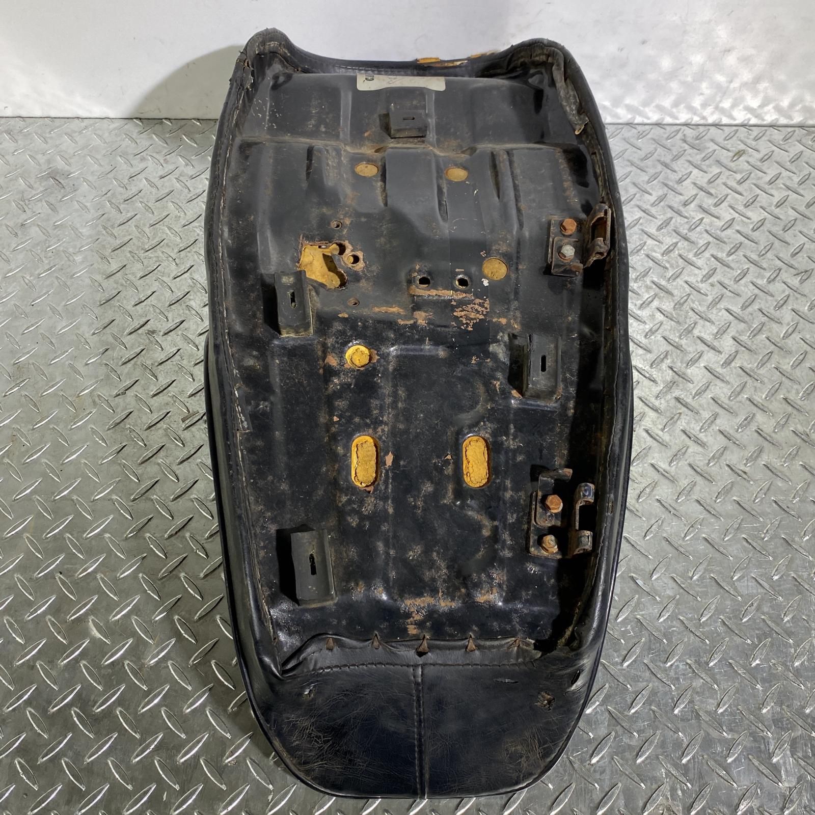 KAWASAKI KZ1000 LTD シート カワサキ 22/139/4カワサキKz1000/LTDシート