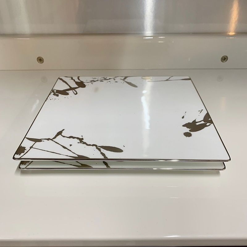Noritake - ノリタケ アラカルト 23.5cmスクエアフラットプレート 未使用 ノリタケ アラカルト 23.5cm スクエアフラットプレート 2枚