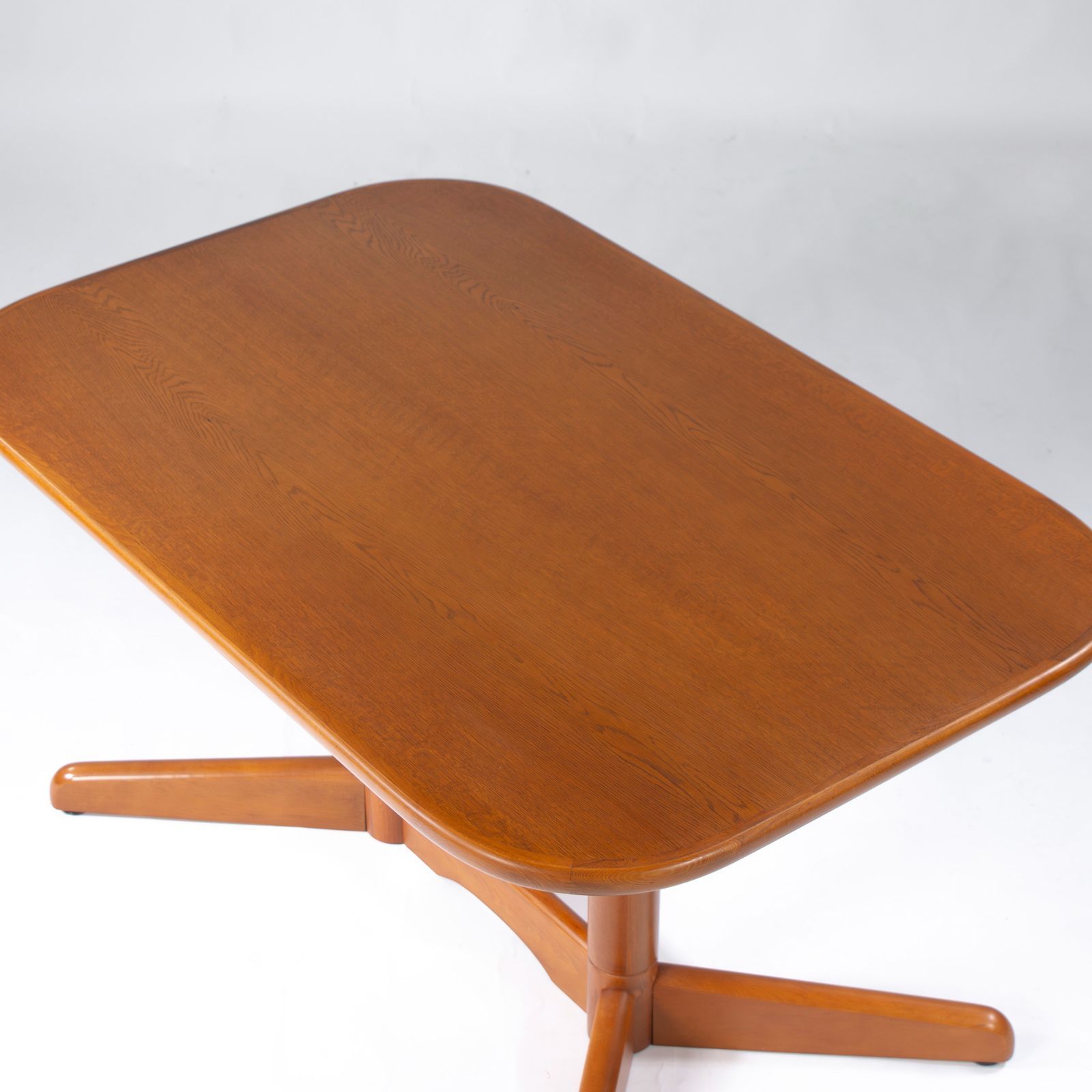 Sale 70’s キツツキマーク ヴィンテージ １レッグ　オーバルテーブル Sale 70's キツツキマーク ヴィンテージ 1レッグ オーバル