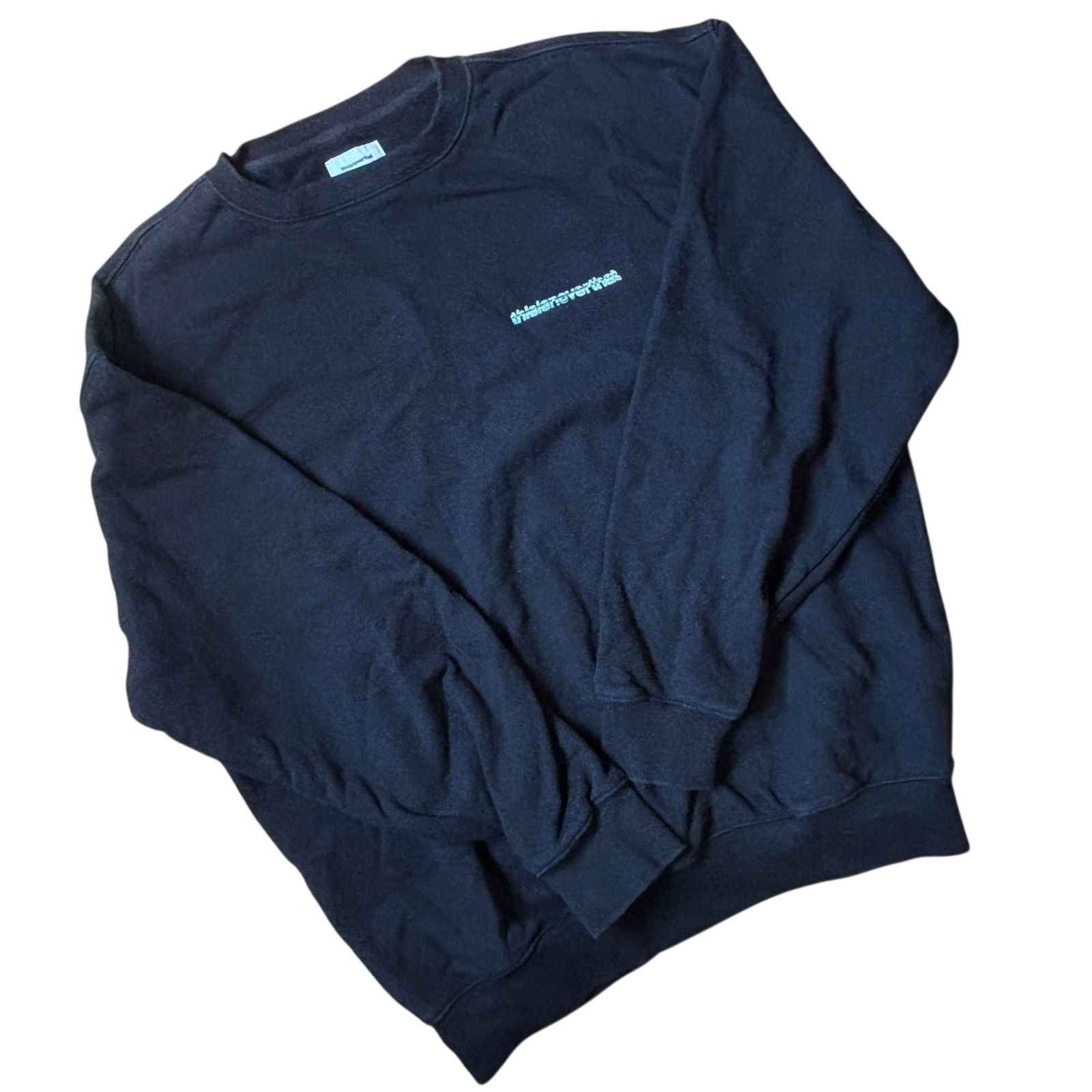 thisisneverthat ネバザ 刺繍 スウェット 黒 着用感L-XL thisisneverthat スウェットトレーナー M ブラック 刺繍ロゴ