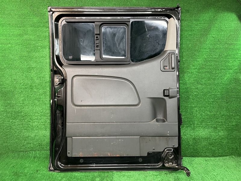 NV350キャラバン VW6E26 左リアドア ロング低床プレミアムGX 4WD 5人