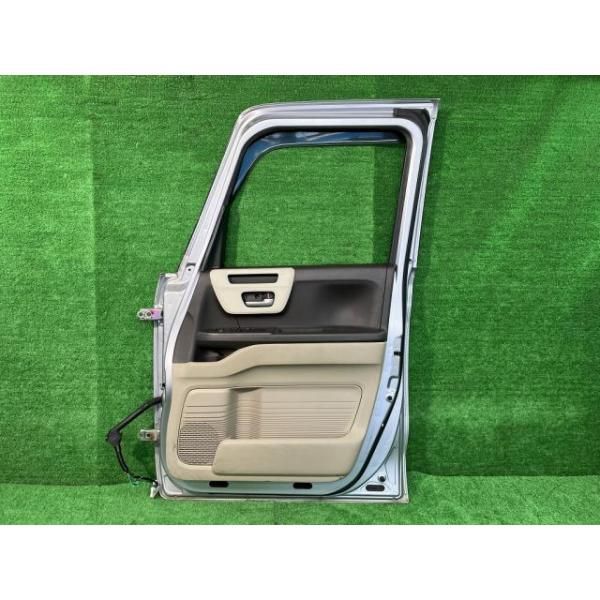 N-BOX JF4 右フロントドア G Lホンダセンシング 4WD アサヒ M2H3K 