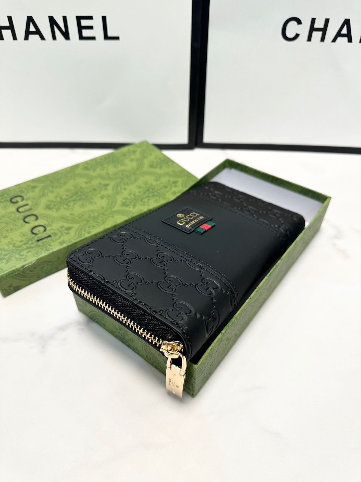 GUCCI グッチ