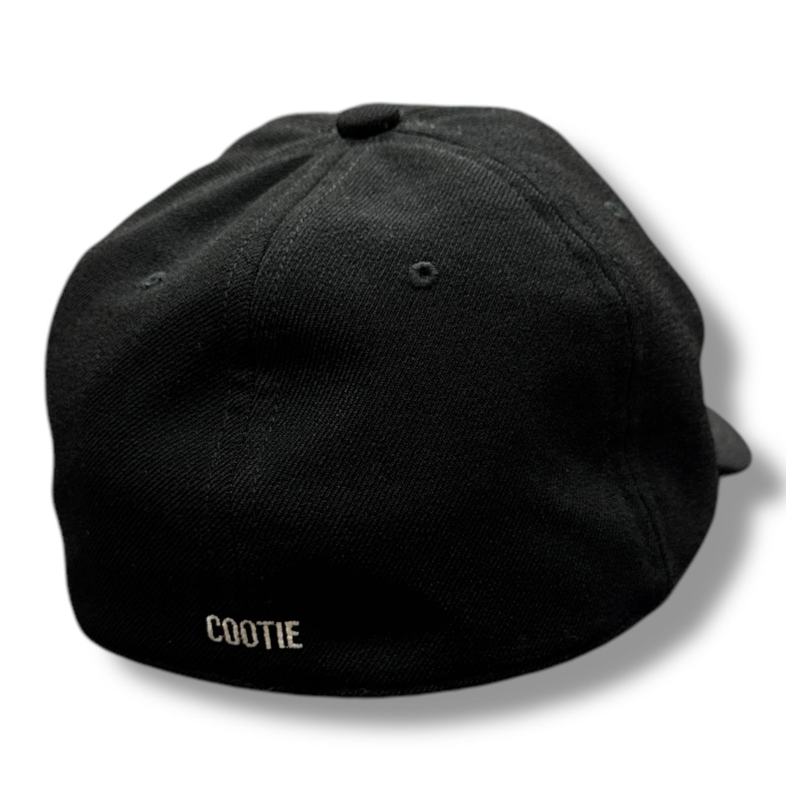COOTIE PRODUCTIONS　キャップ　ブラック COOTIE PRODUCTIONS - Damp Coated Satin 5 Panel Cap (BLACK