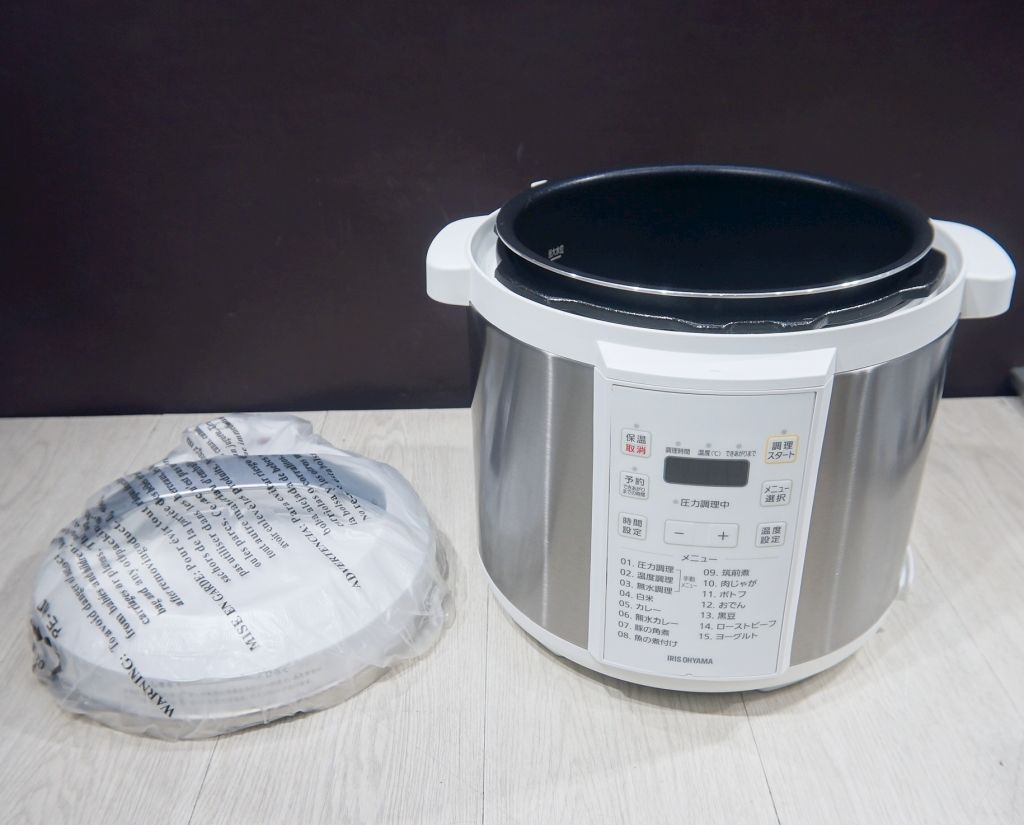 アイリスオーヤマ 電気圧力鍋 6.0L PC-EMA6-W ホワイト 【未使用に近い】アイリスオーヤマ 電気圧力鍋 ホワイト PC-EMA6-W