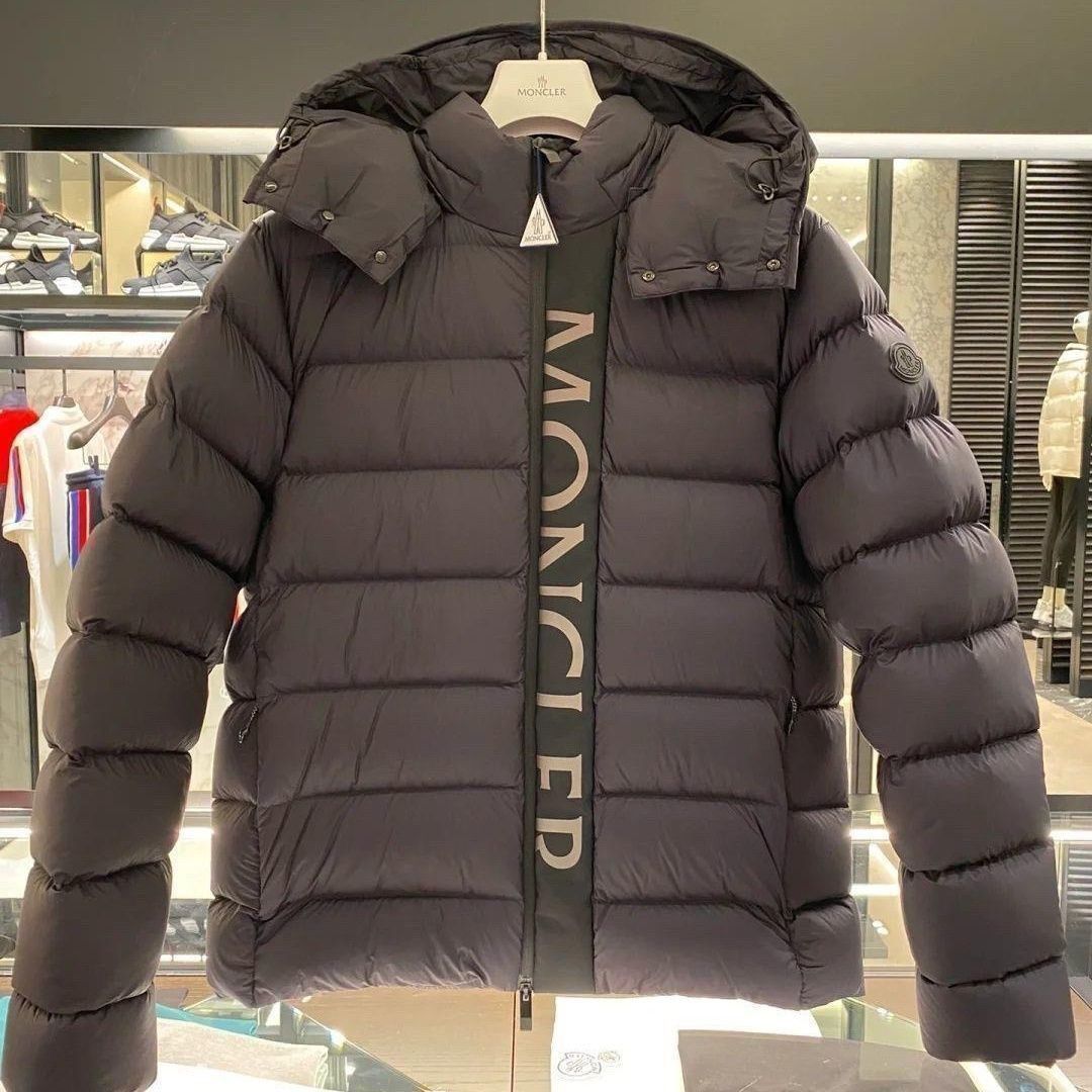 メル17210　極美品 M モンクレール MONCLER ダウンジャケット 極美品 MONCLER モンクレール ダウンジャケット 00サイズ