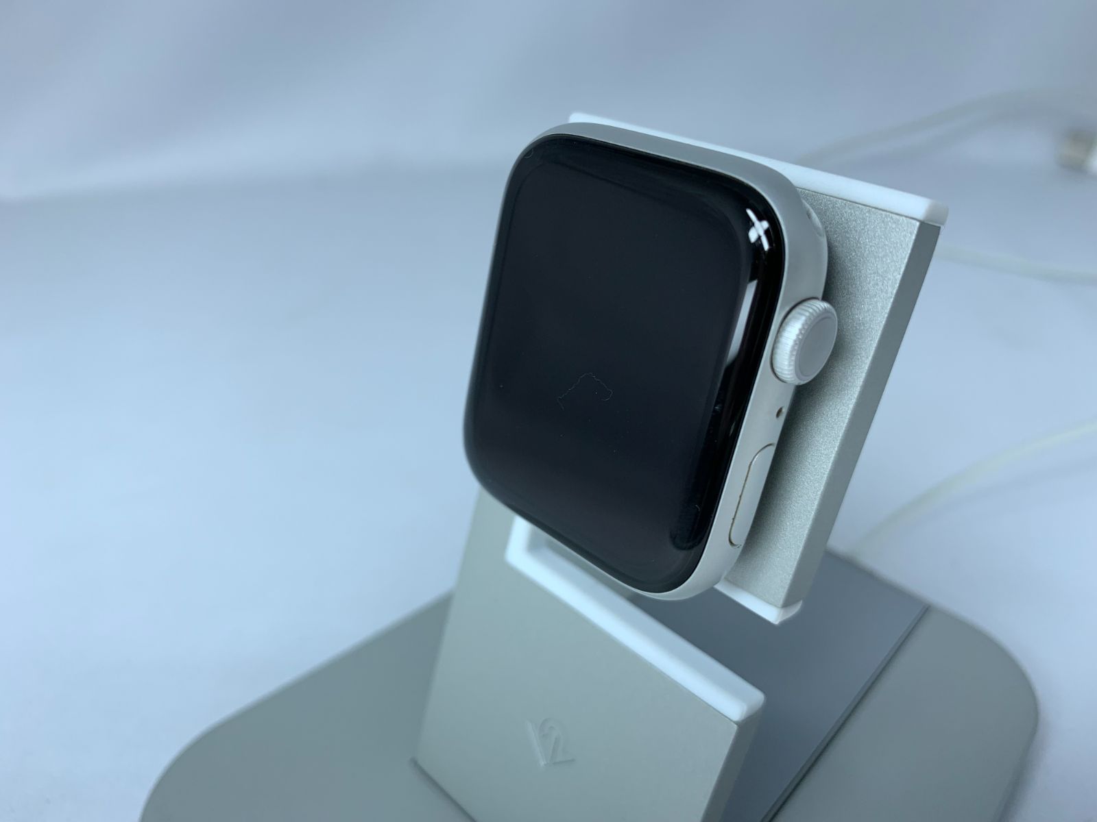 美品】 AppleWatch 6 44mm シルバー GPS Apple Watch SE（GPS +