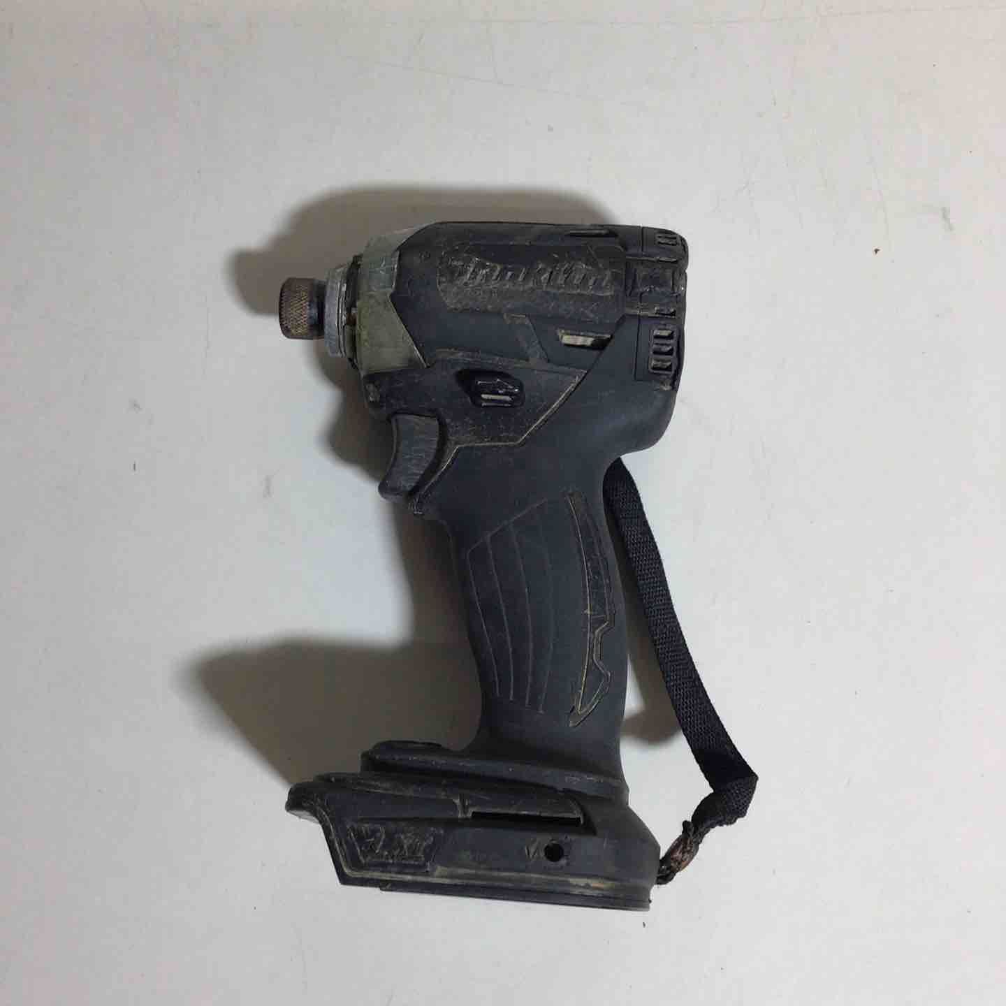 マキタ makita コードレスインパクトドライバー TD137DRTXB 戸田店