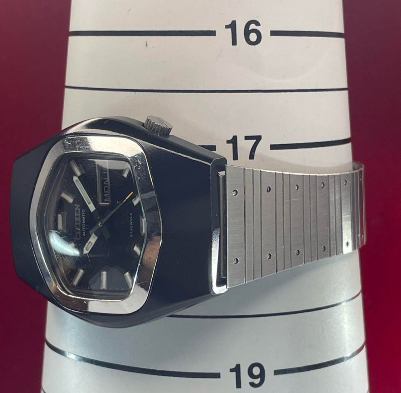 超希少 未使用品 CITIZEN アナデジ 電池交換済 腕時計 アンティーク 未使用 超希少 70s CITIZEN AUTOMATIC 黒文字盤 腕時計 - メルカリ
