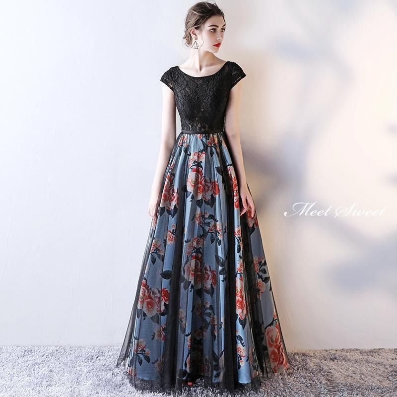 ロングドレス ブラック 黒 花柄 半袖 編み上げ ファスナー ウェディングドレス ウエディングドレス 大人 結婚式 二次会