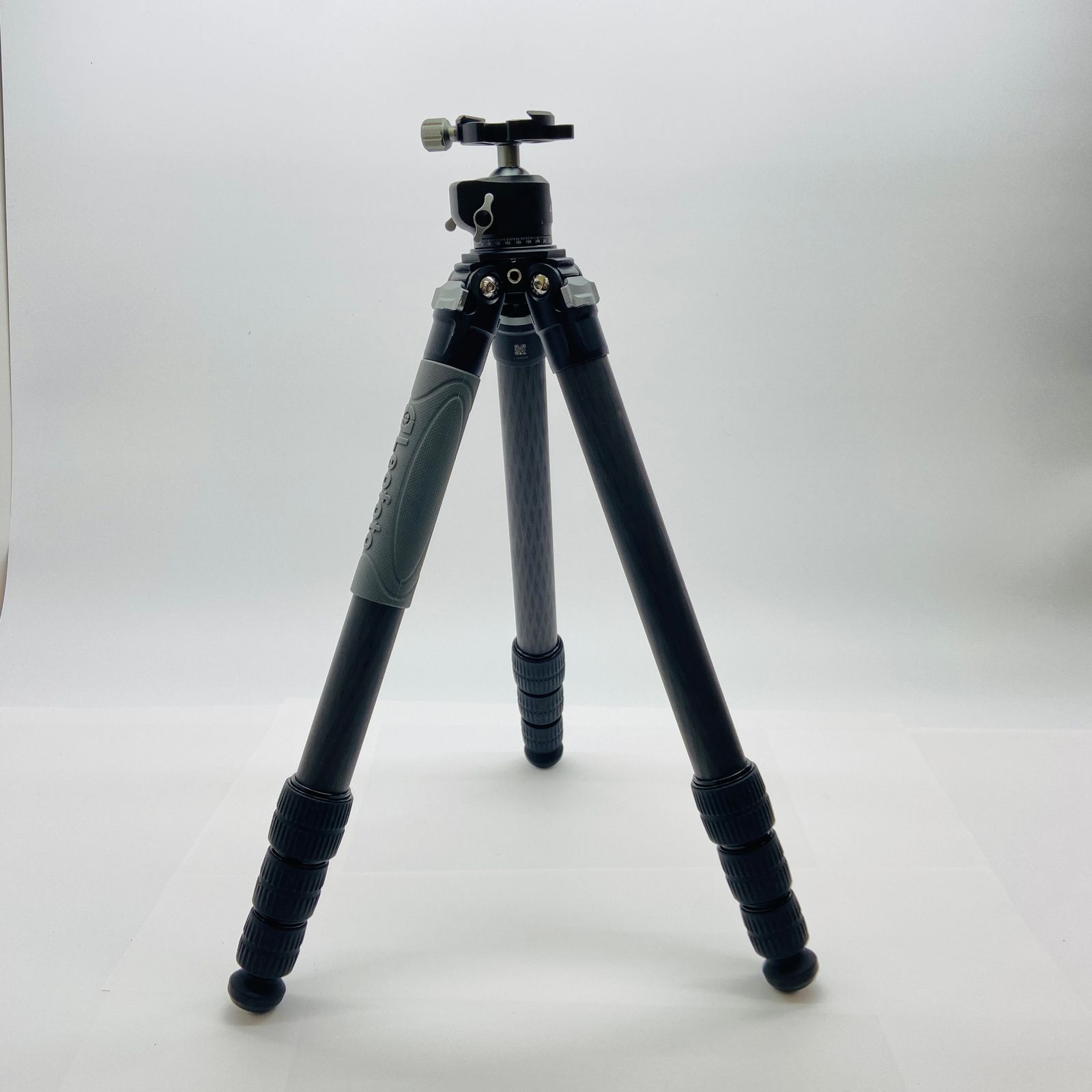 カーボン 三脚