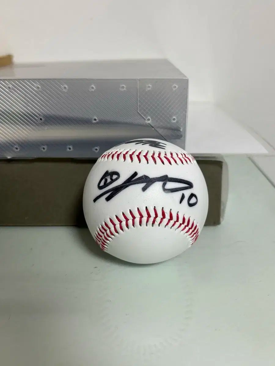 ☆直筆サインボール)オリックスNo.10李 大浩(イ・デホ)選手