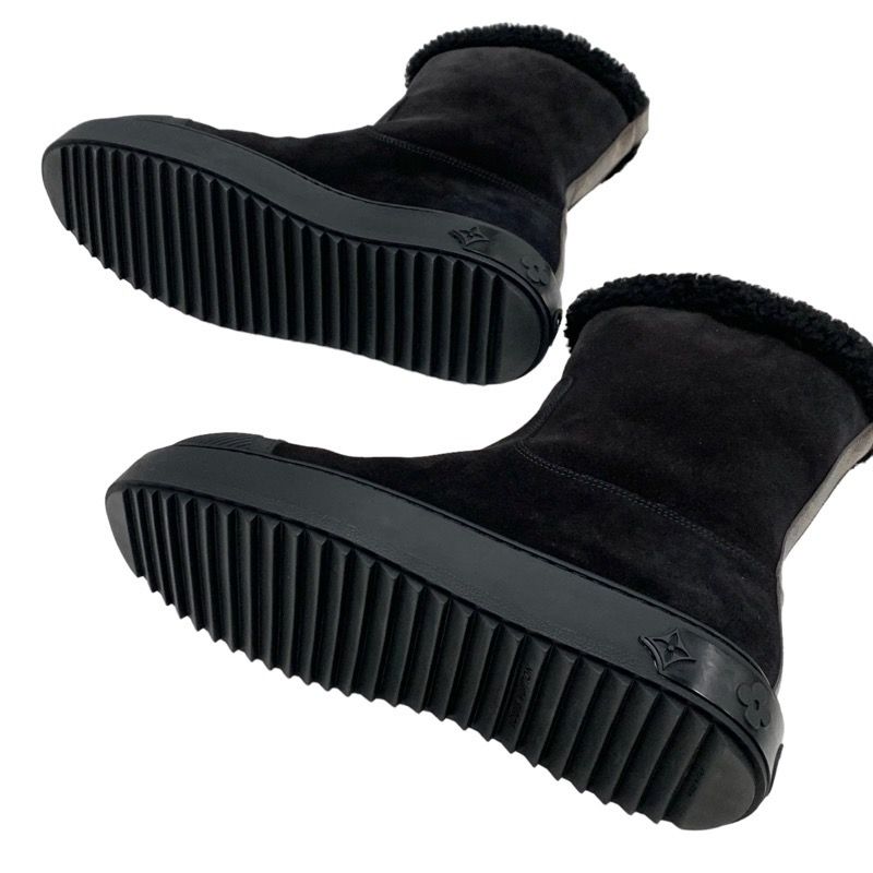 Louis Vuitton ブラックムートンブーツ