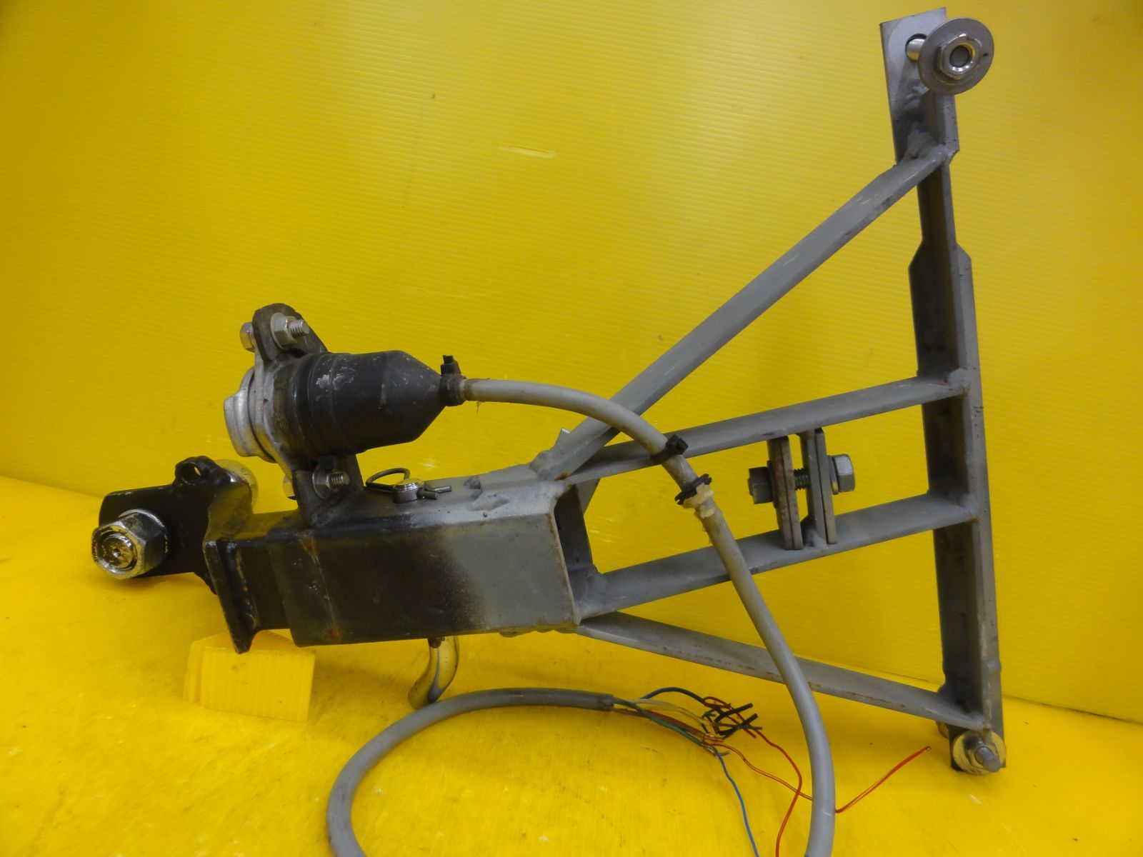 牽引装置 連結牽引金具 軽自動車用 牽引 F30590