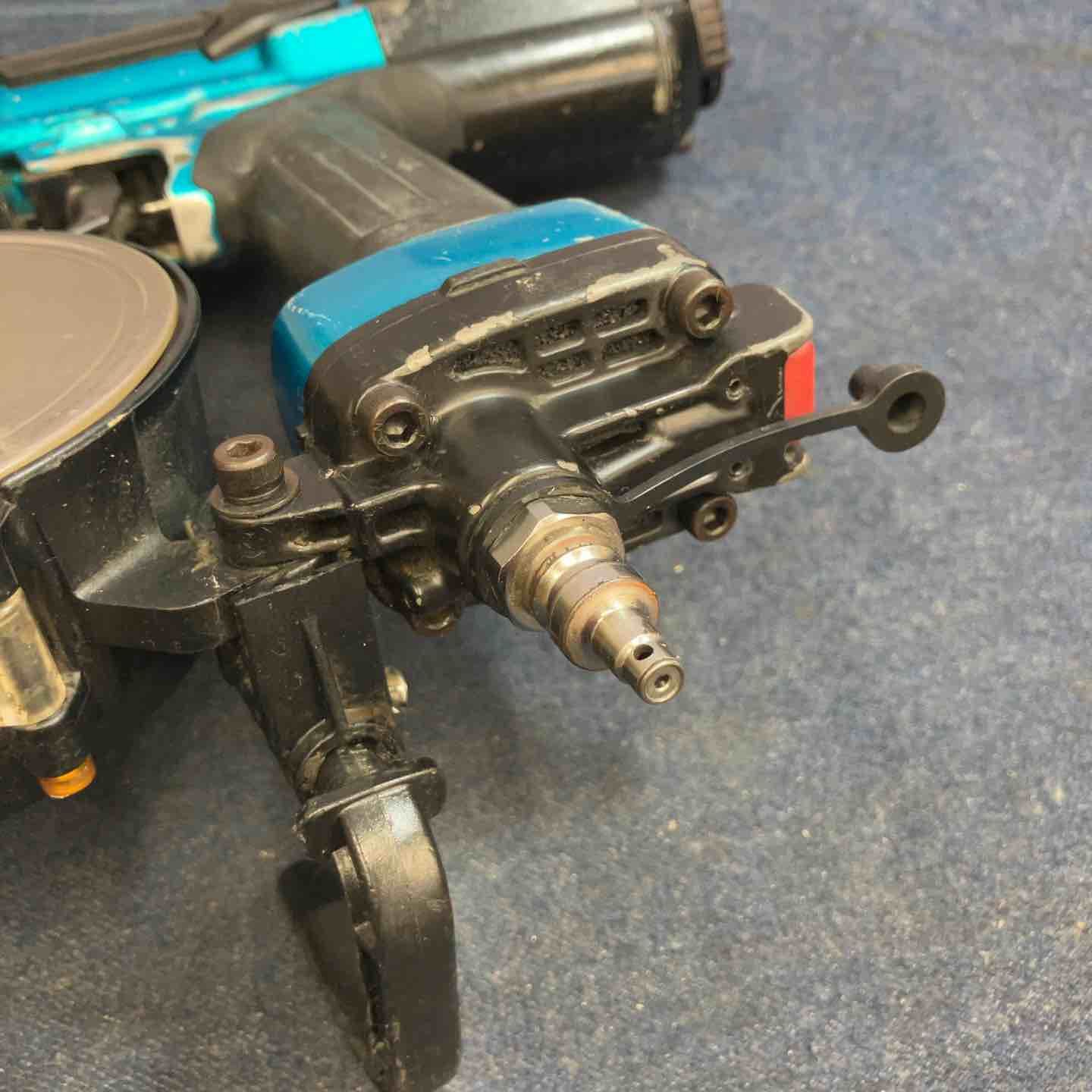 マキタ makita 高圧エアネジ打ち機 AR411HRM 八潮店 HRDEVELOPMENT_JP