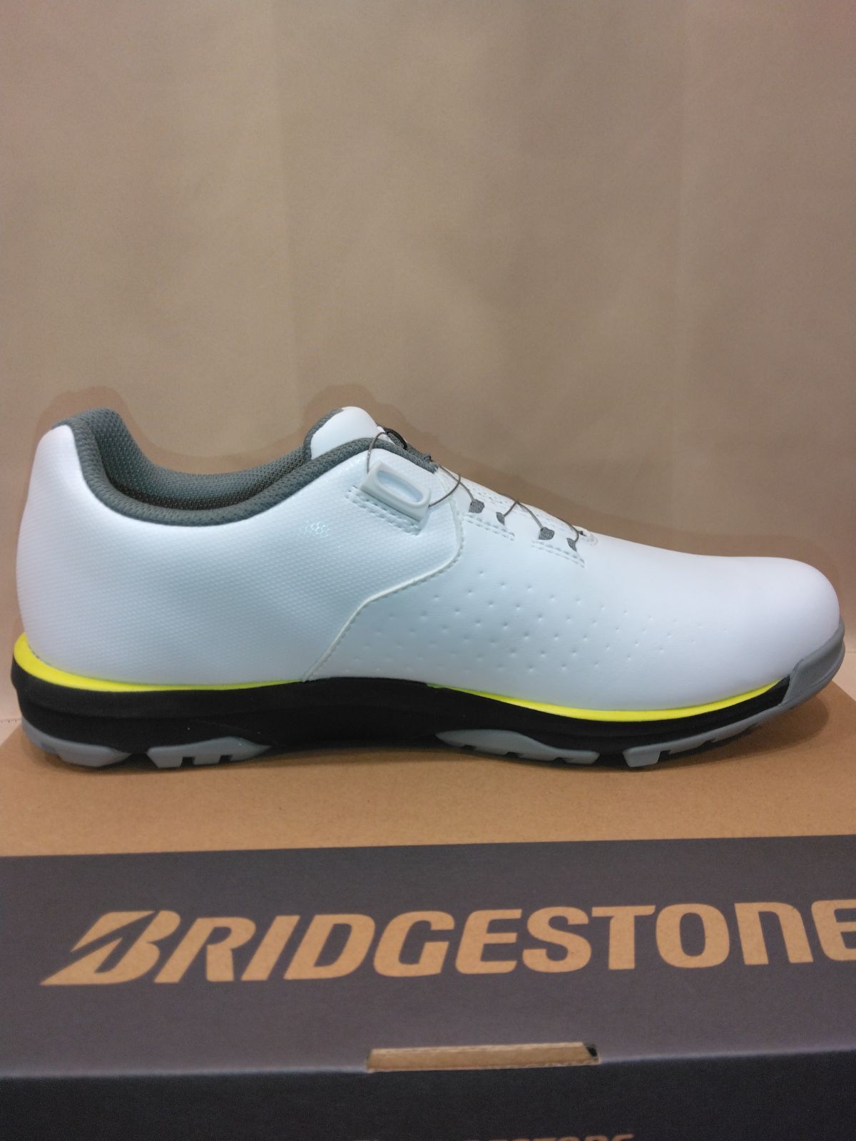 ゴルフシューズ モデル