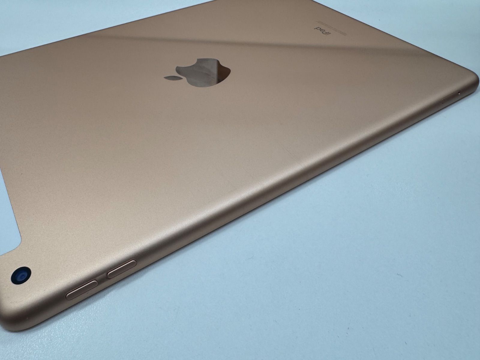 iPad第8世代 WiFi+セルラーモデル ゴールド/32GB iPad 32GB 第8世代 (第8
