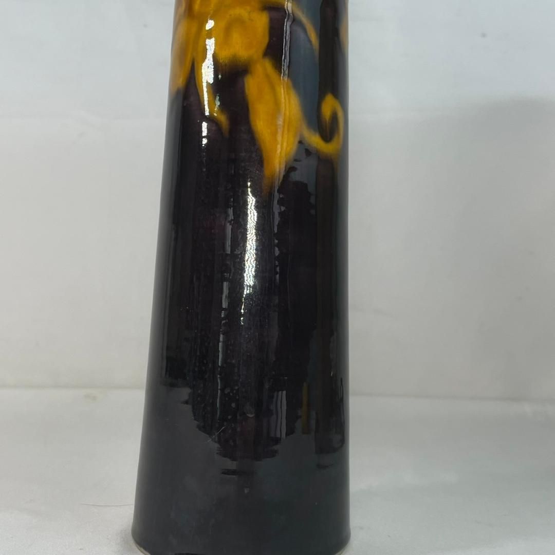 32cm 黒地金彩花文