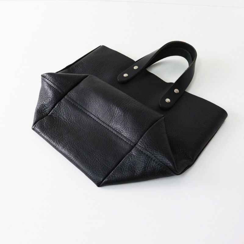 美品 テンベア TEMBEA Delivery Tote Small Shrink Leather レザー 