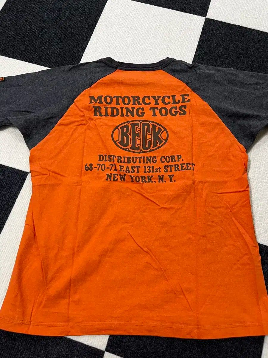 半袖Tシャツ