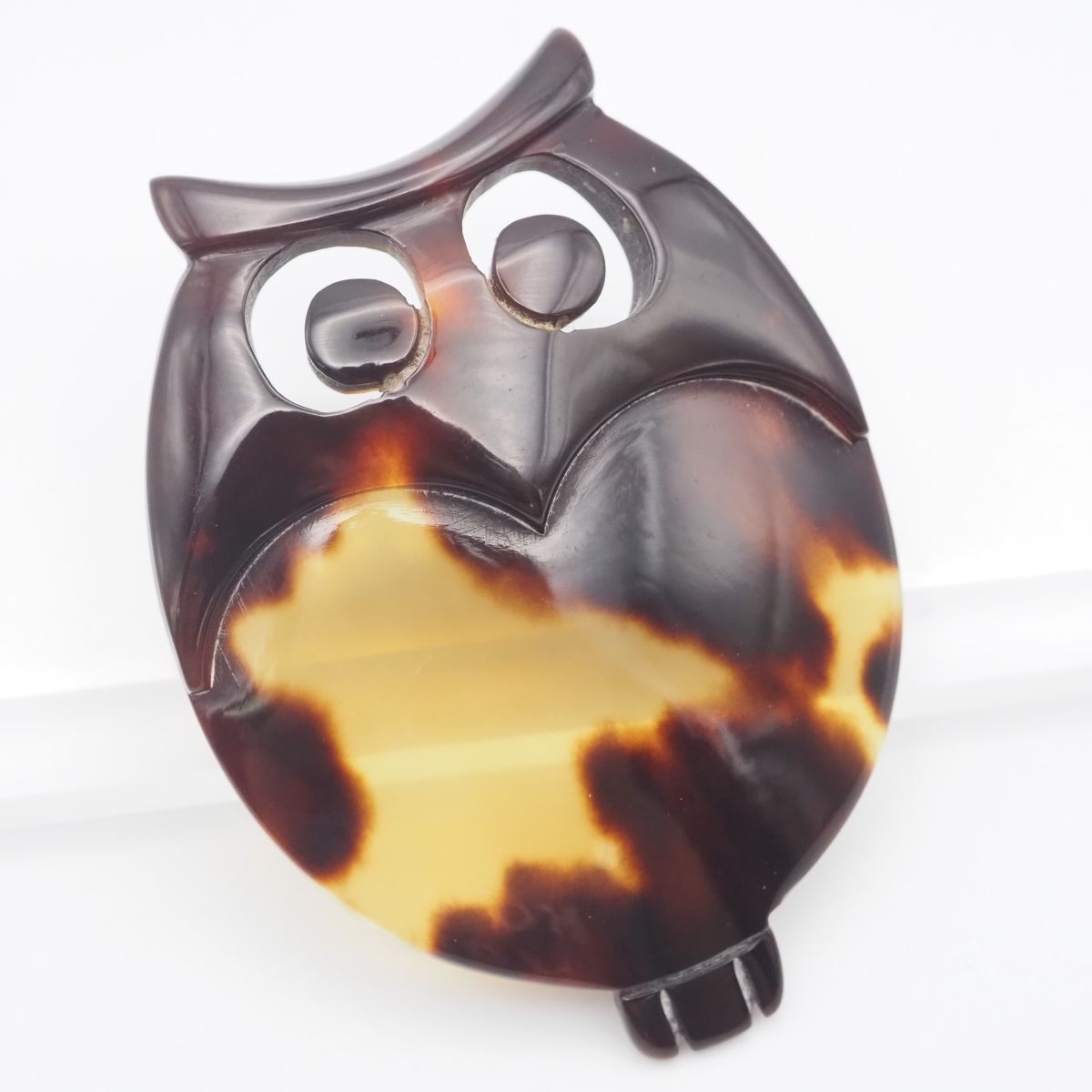 H060 鼈甲 べっ甲 ブローチ 梟 フクロウ デザイン
