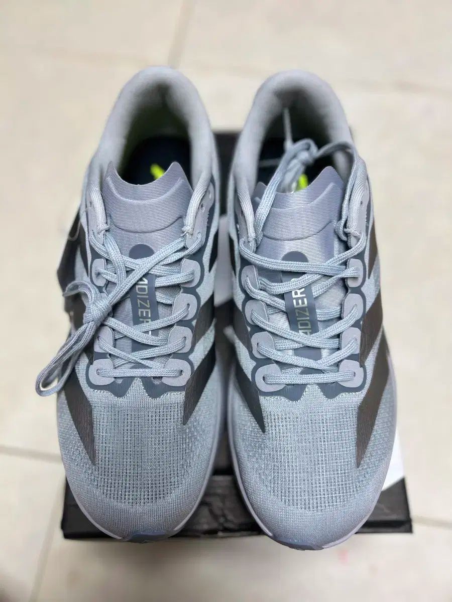 アイテム入荷！ アディダス アディゼロ EVO SL 275mm