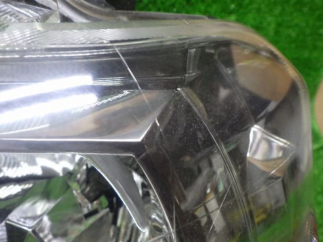 ホンダ　ステップワゴン RG3 純正ヘッドライト左右セットバラスト付き　中古品 ステップワゴン ヘッドライト 左右 HID RF3/4 後期 P3590 J2