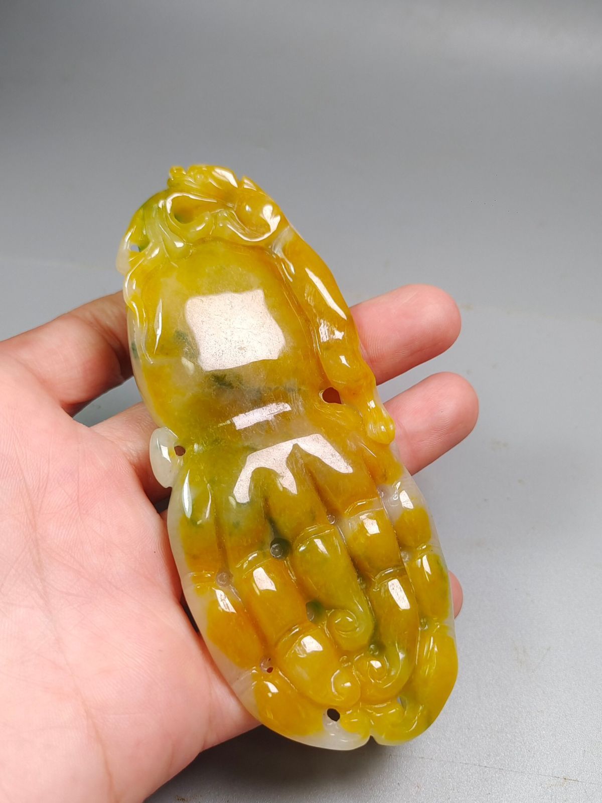 中国美術】天然翡翠 手彫 獅子龍細密彫刻 握り石根付 文鎮 ペンダント