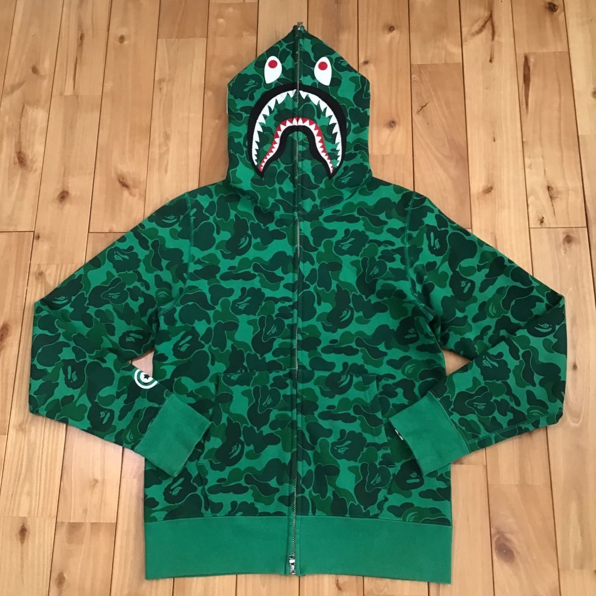 渋谷限定 BAPE camo シャークパーカー shark ベイプ ape 迷彩 - メルカリ