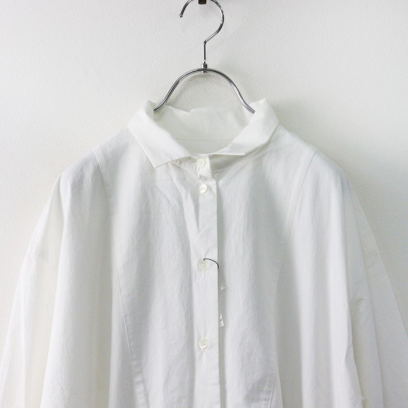 凛と 白いシャツワンピース