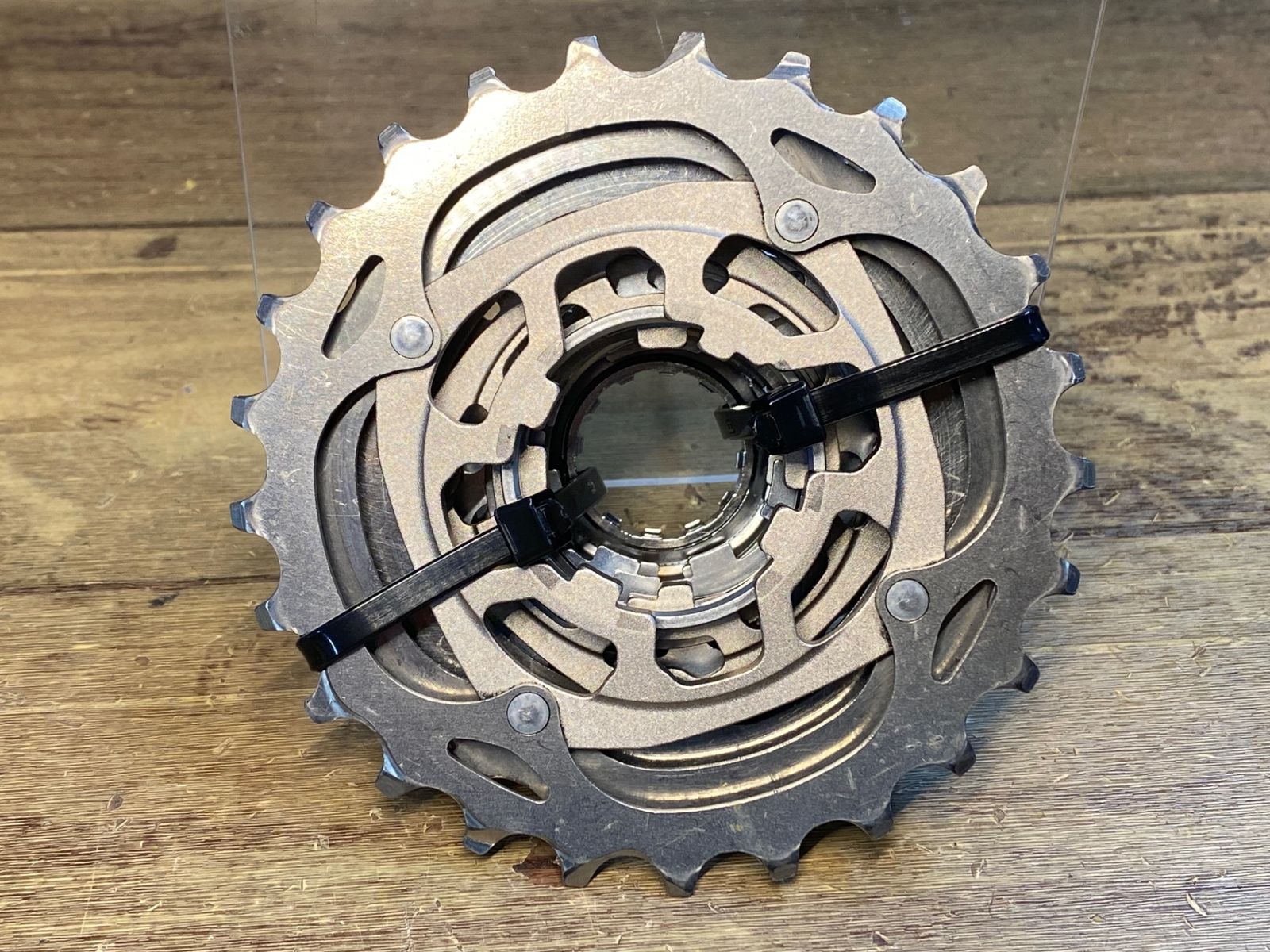 ほぼ未使用 CAMPAGNOLO RECORD カンパニョーロ レコード　10S Amazon.co.jp: イタリア製 CAMPAGNOLO RECORD カンパニョーロ