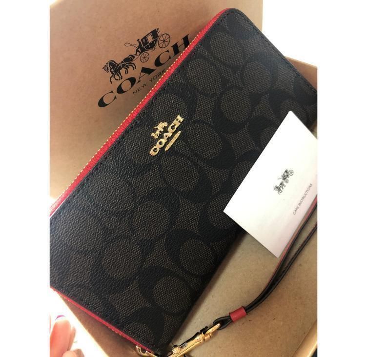 ⭐️COACH ブラウン レッド シグネスチャー 長財布 新品未使用