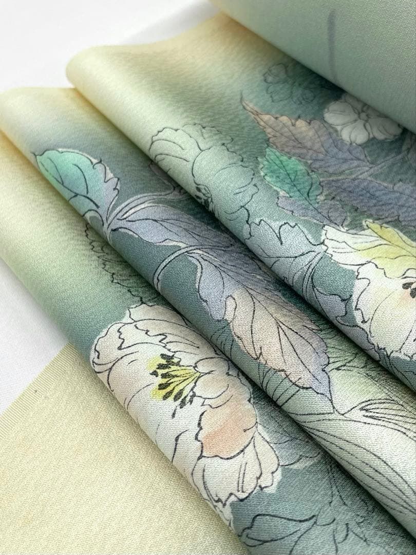 小紋 紋意匠 手染め グラデーション 松岳 正絹 反物 楽天市場】【新古品】 小紋 着物 反物 正絹 着尺 手染め 浜ちりめん