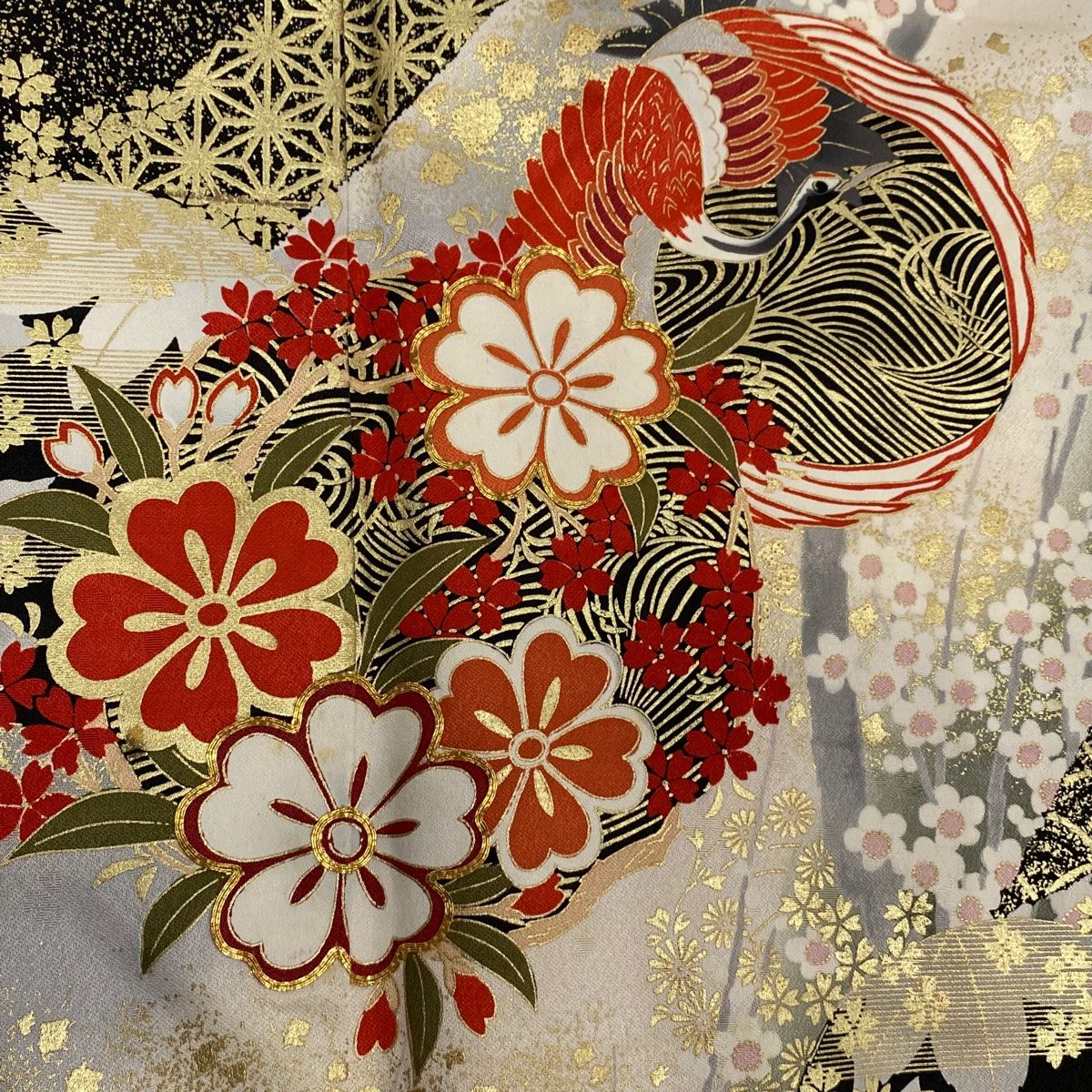 振袖 身丈157cm 裄丈63.5cm S 袷 草花 鶴 金彩 金糸 黒 正絹 秀