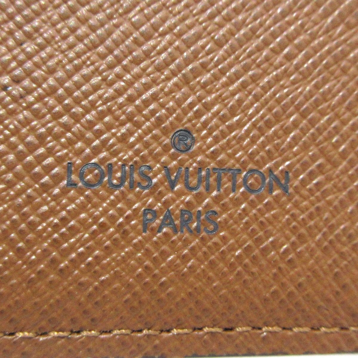 VUITTON
