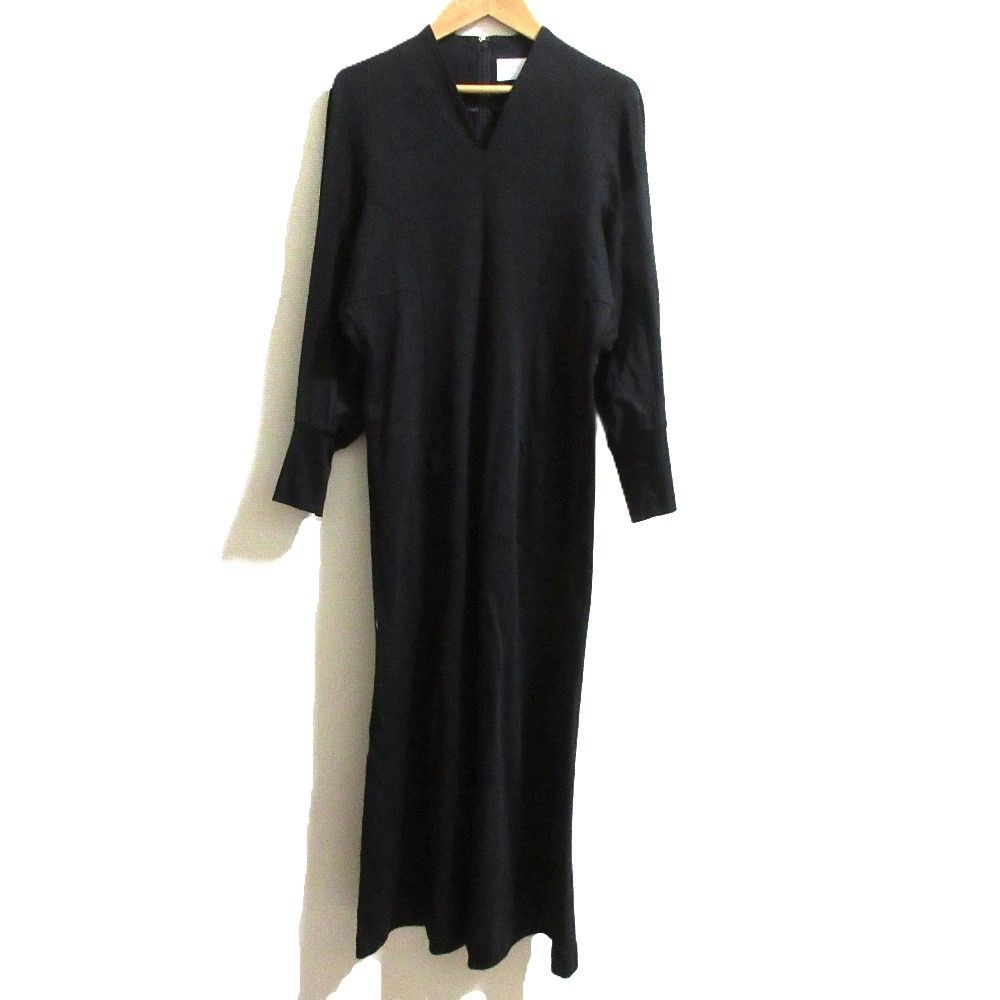 美品 22AW Mame Kurogouchi マメクロゴウチ V-Neck Classic