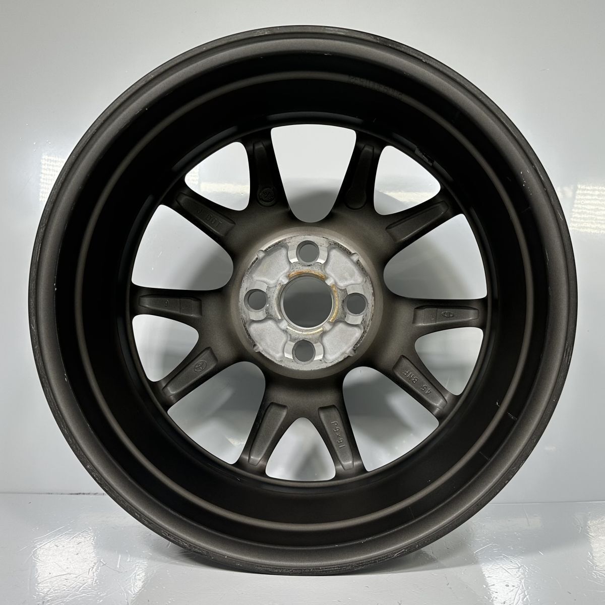 ヤリス 純正 オプション アルミホイール　6J　+45　PCD 100 トヨタ ヤリス 純正 オプション アルミホイール 6J +45 PCD 100 トヨタ