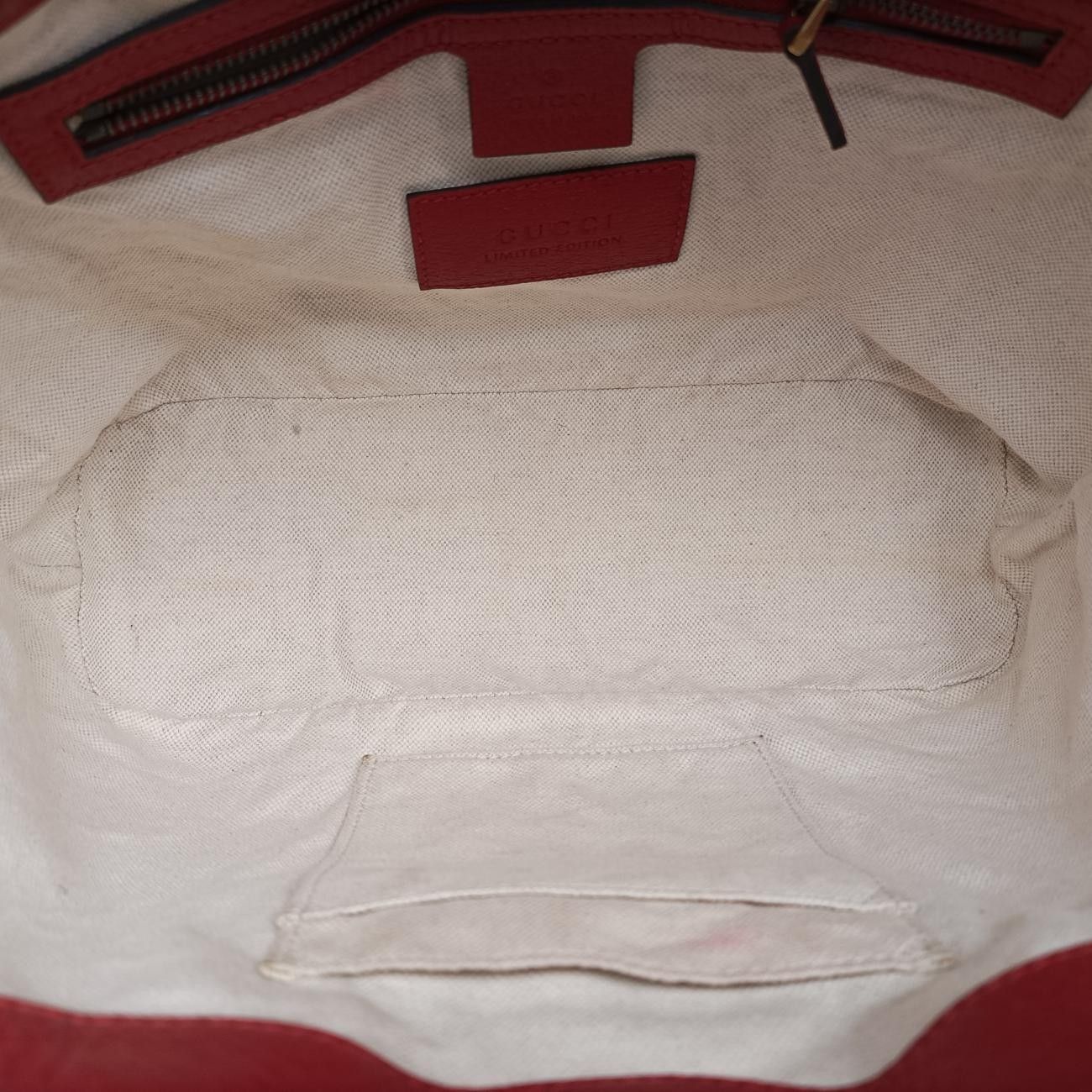 ベージュ×マルチカラー