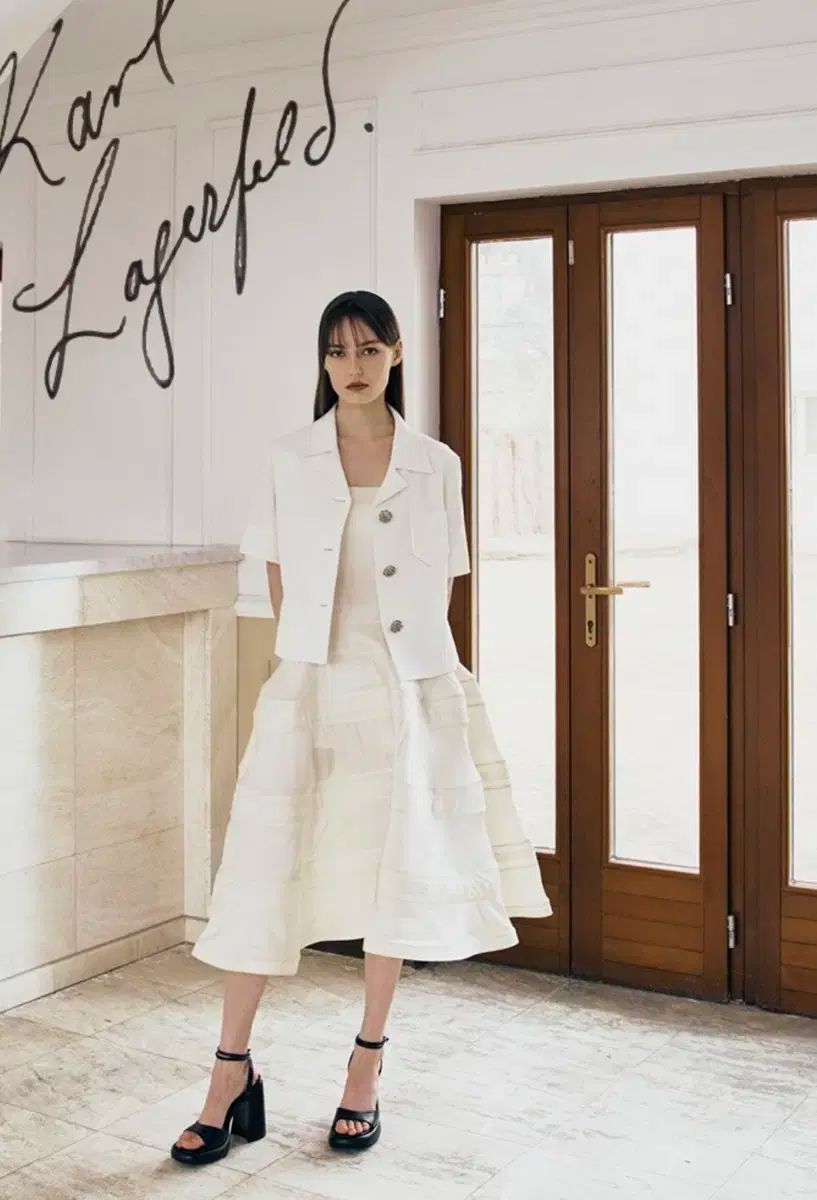 Lagerfeld カールラガーフェルド