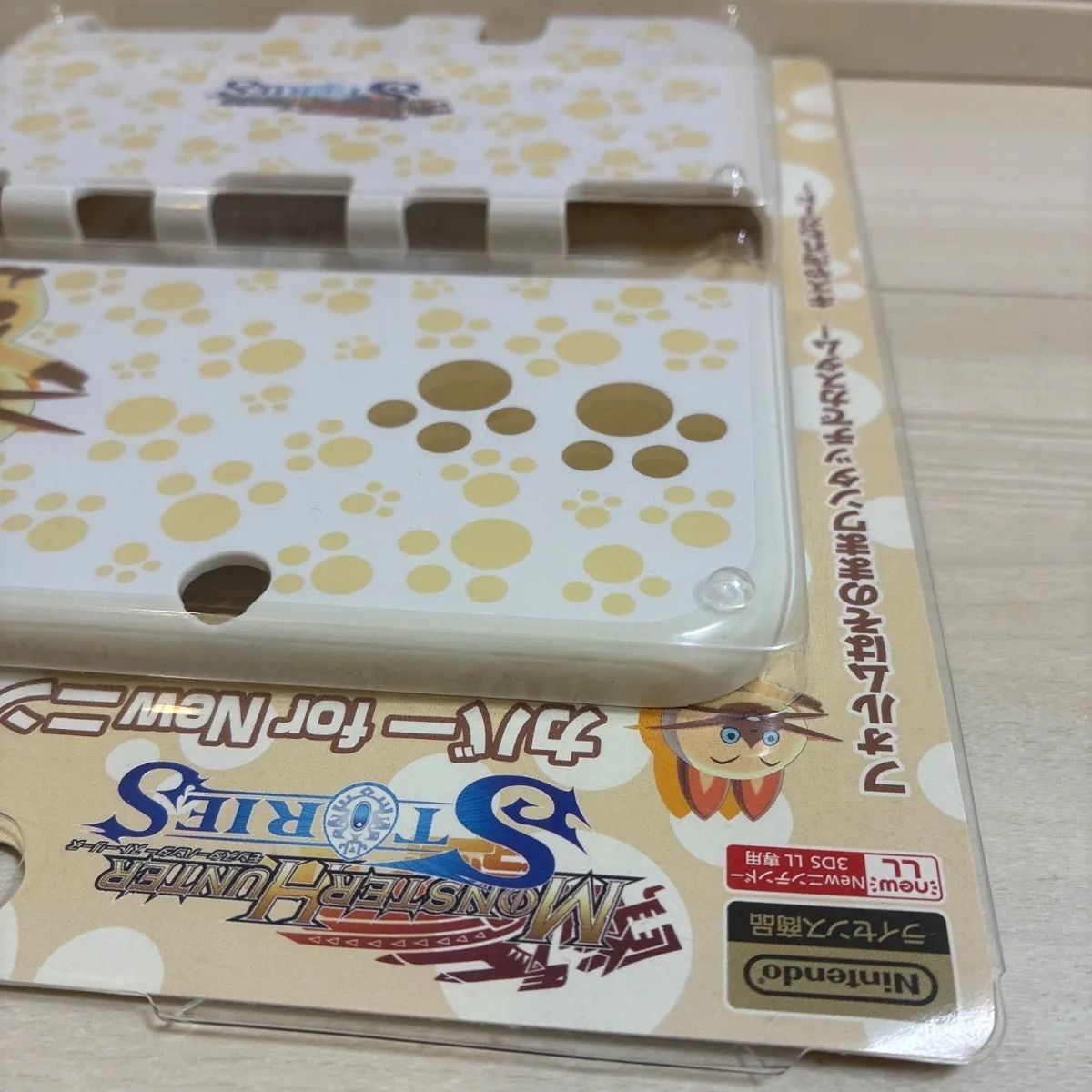 ◇新品未使用品◇Nintendo New3DSLL 専用 本体カバー モンハン