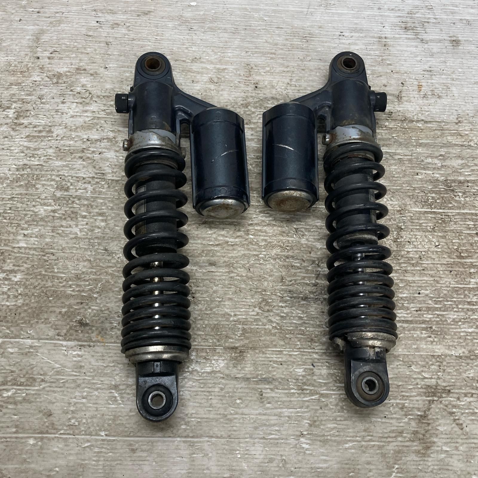 KAWASAKI ゼファー1100 ZRT10A リアサスペンション カワサキ