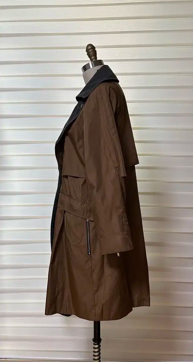 トレンチコート